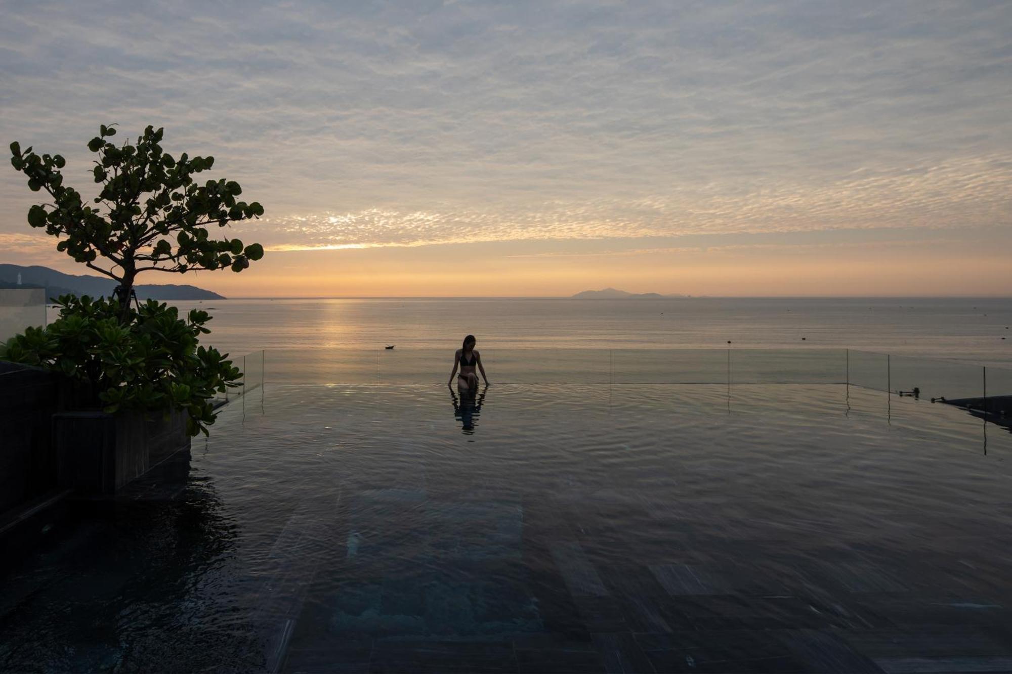 Leaf Beachfront Hotel Da Nang Zewnętrze zdjęcie
